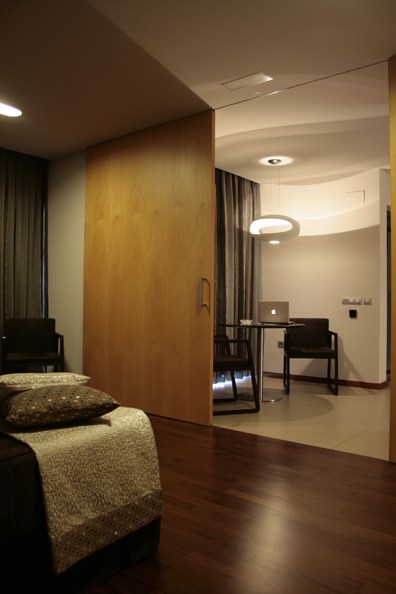 Habitaci&oacute;n Junior Suite, cama de matrimonio King Size, vista frontal al mar
