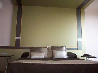 Habitaci�n Junior Suite, cama de matrimonio King Size, vista frontal al mar